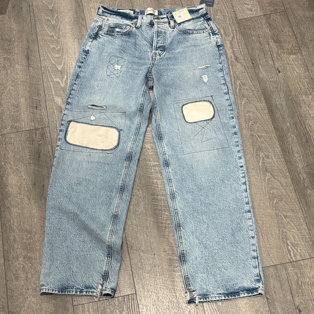Universal Thread Light Blue Boyfriend Jeans with Patchwork 90s baggy